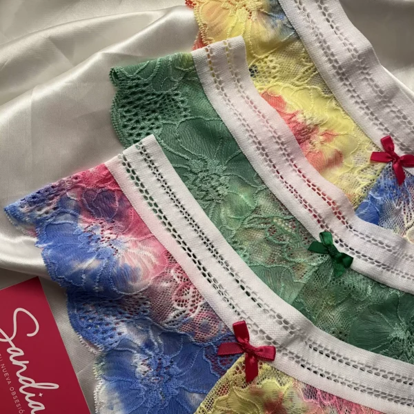 Bikini de encaje. Colección no 1 sandía obsesión