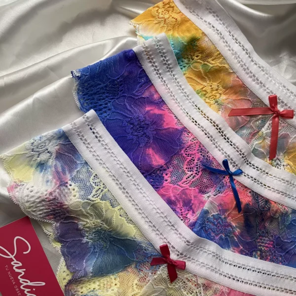 Bikini de encaje. Colección no 1 sandía obsesión